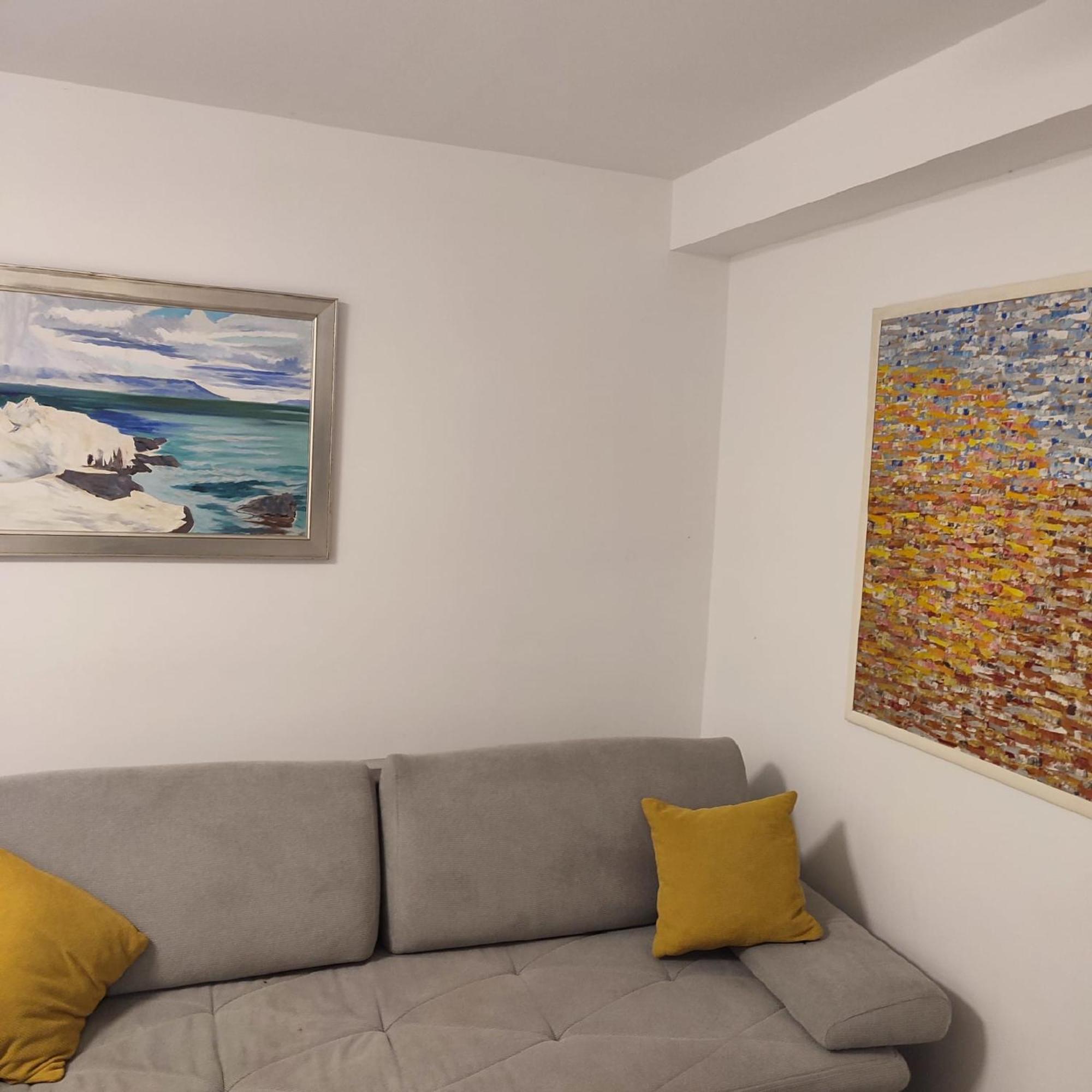 Apartment Sky *